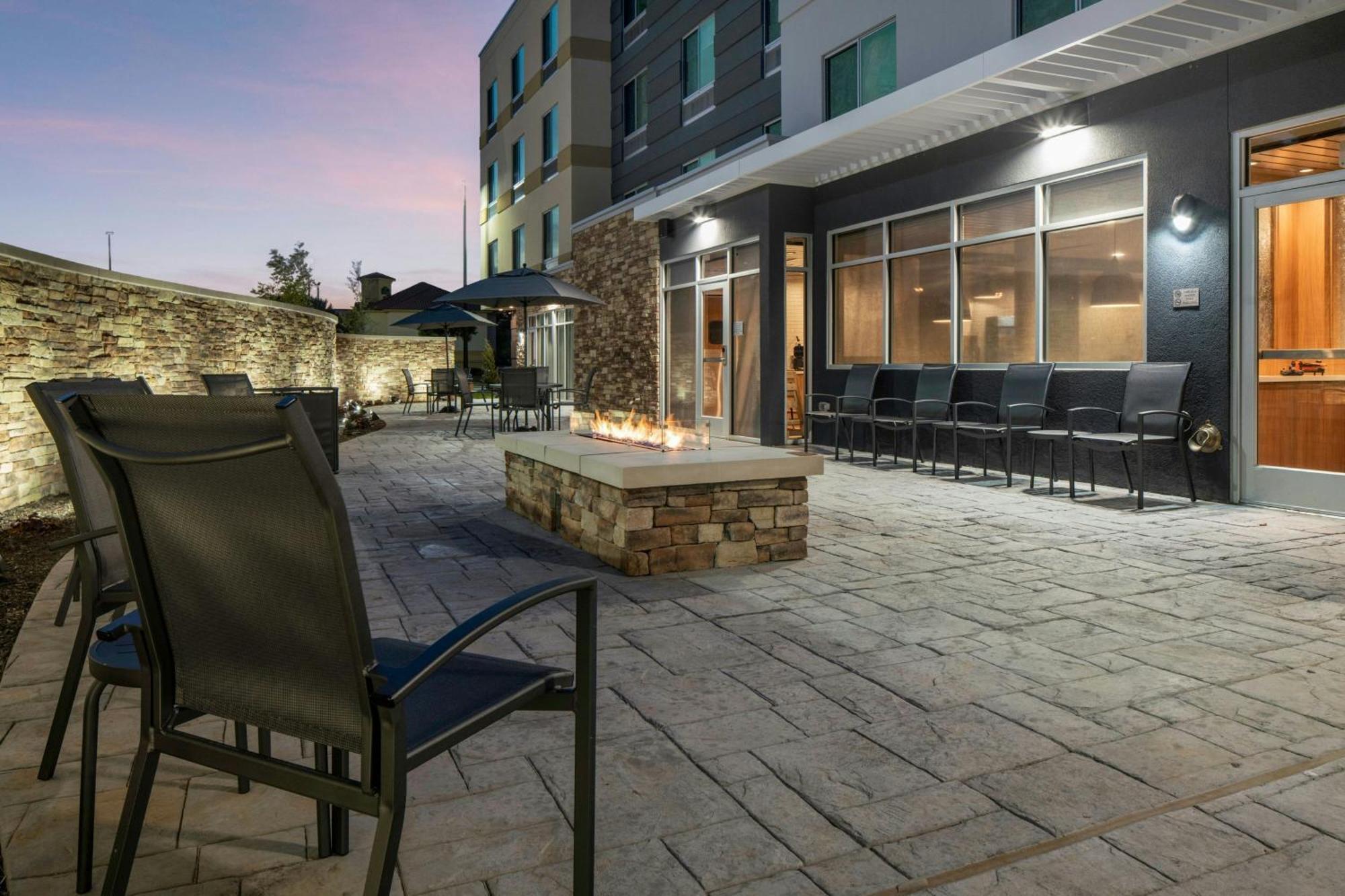 Fairfield By Marriott Inn & Suites Dallas Dfw Airport North, Irving Eksteriør billede